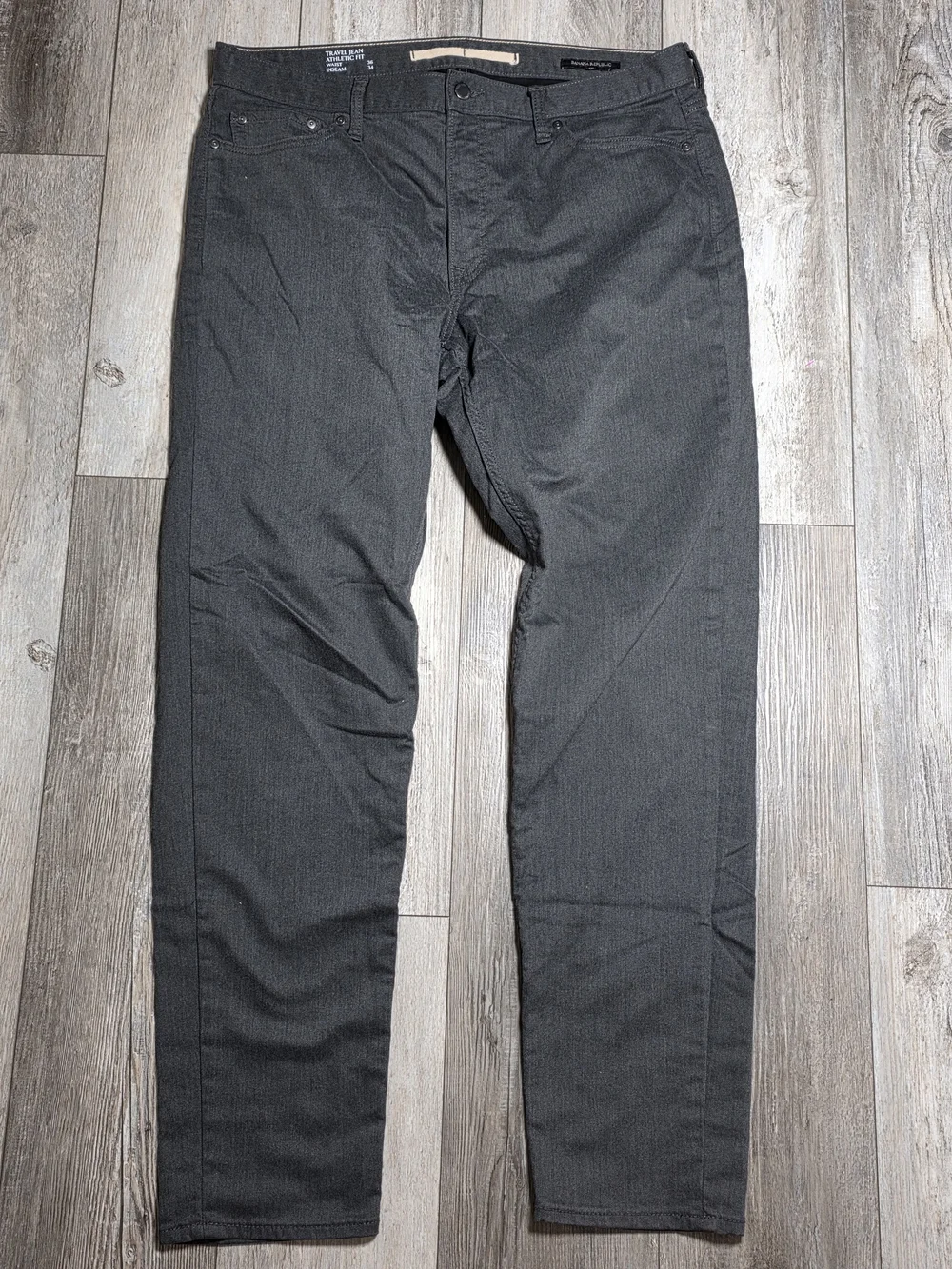 Banana Republic Men's Washwell Travel Jeans Athletic Fit Pants Sz 36x34